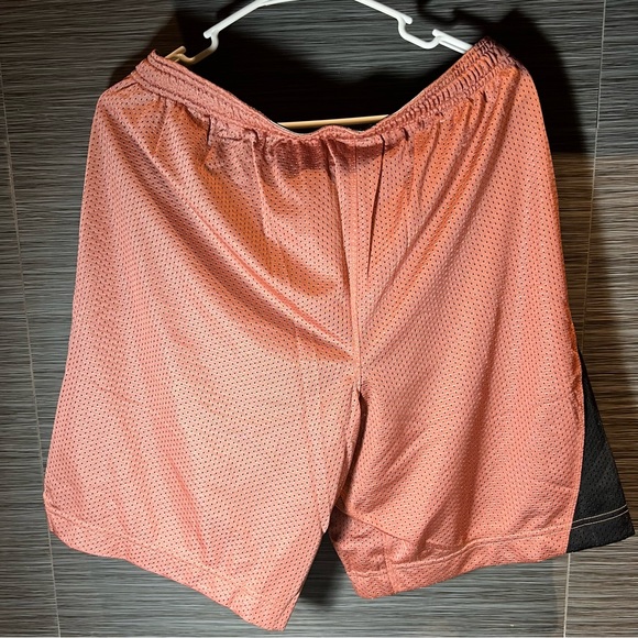 Under Armour UA Chef Curry UNDRTD Splash 9" Shorts - Picture 6 of 7